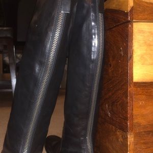 Vera Wang Lavender over the knee Blk boots